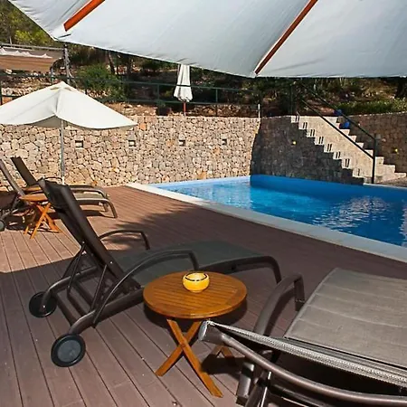 Gall In Mit Pool By Interhome Hébergement de vacances Sant Joan De Labritja